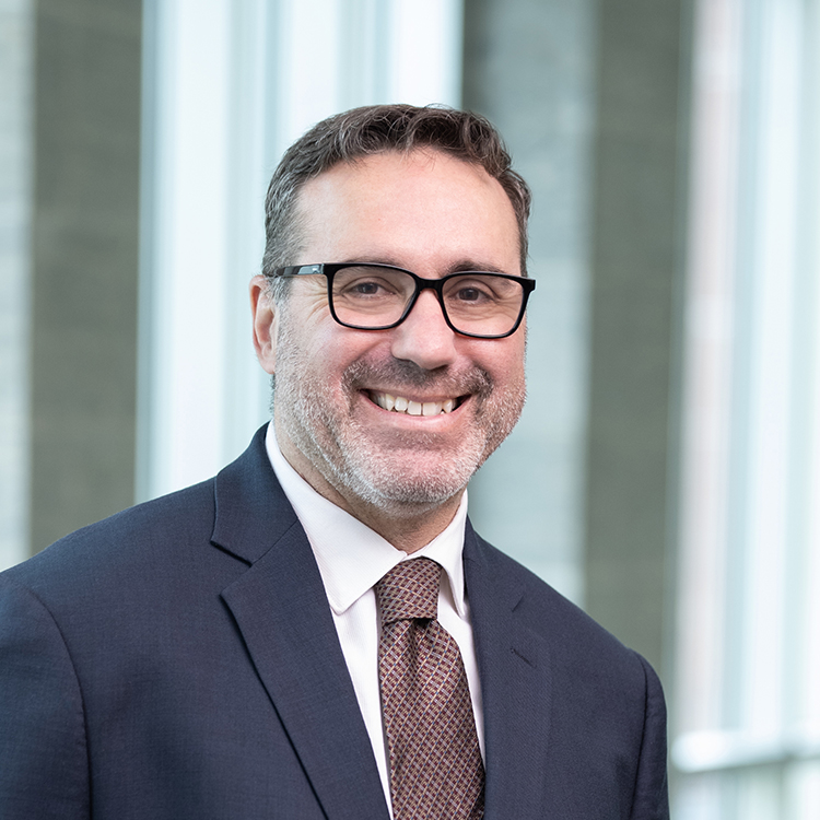 Dave Silva Headshot