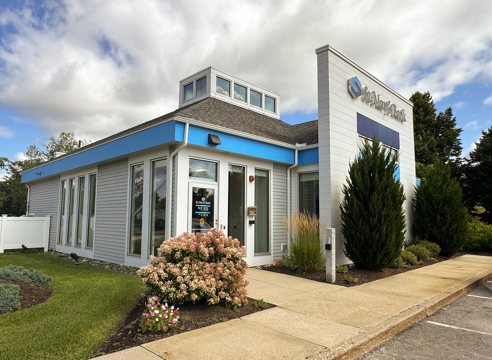 Nashua—Northwest Boulevard (Amherst Street)